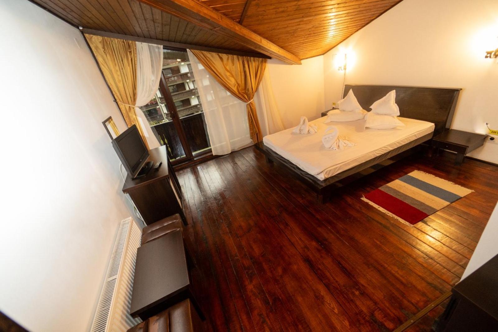 Hotel Casa Frent Predeal Habitación foto